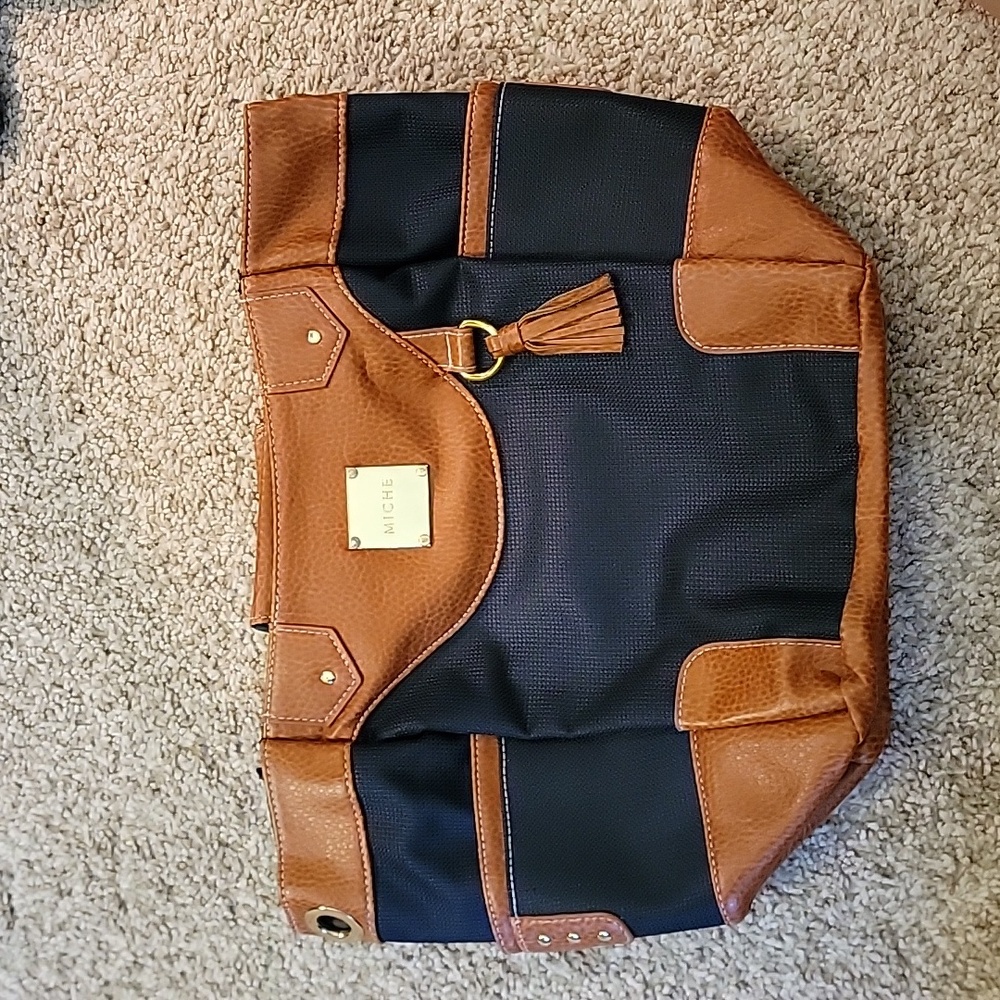Miche Demi cover - Misty